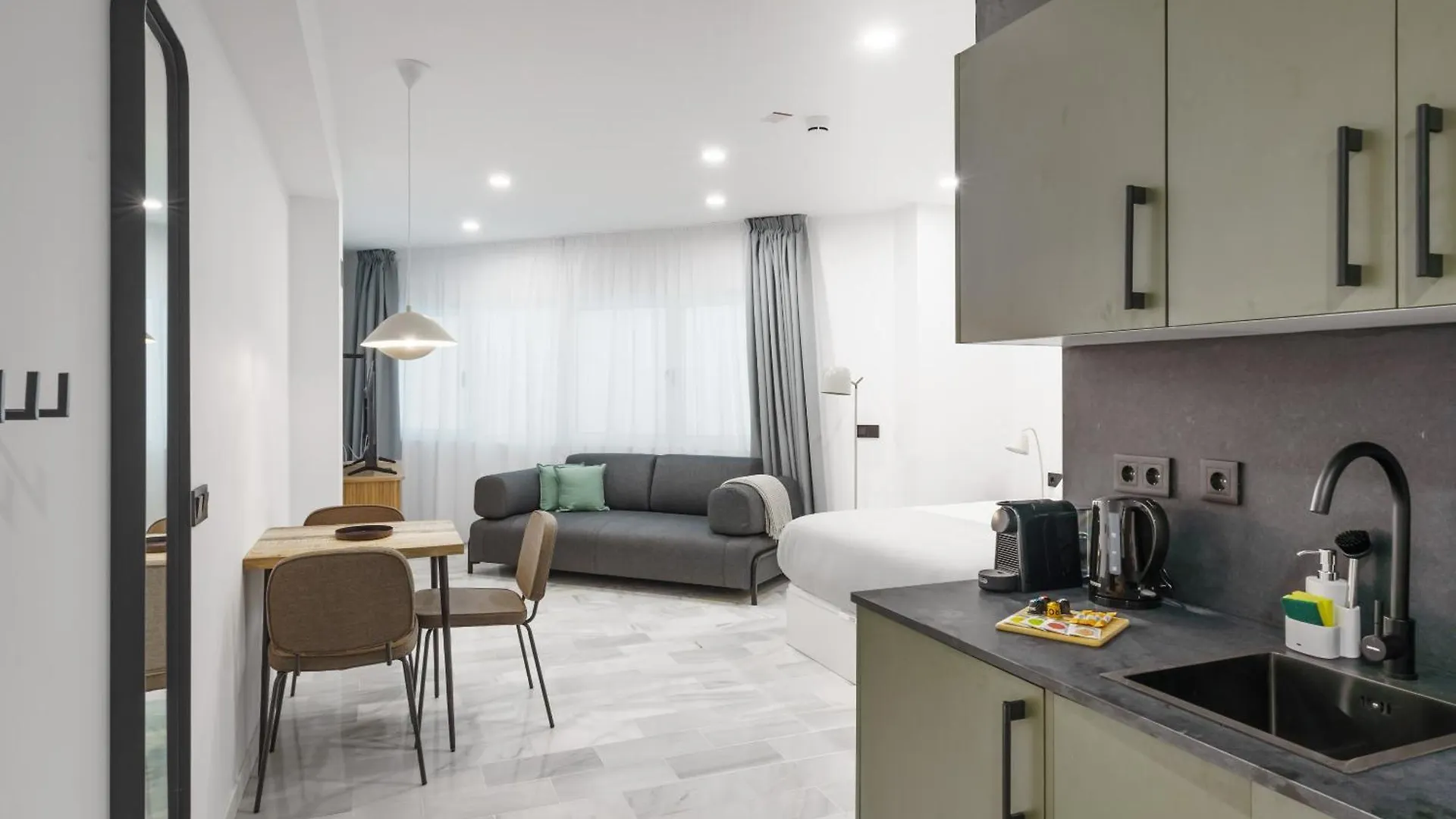 Apartment Limehome Jerez De La Frontera Marques De Casa-Domecq Spain