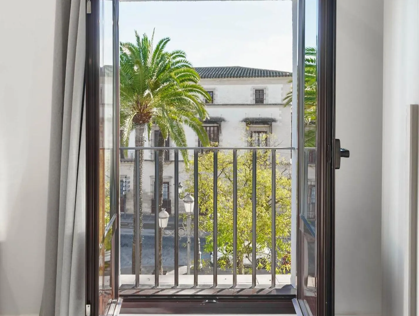 Limehome Jerez De La Frontera Marques De Casa-Domecq 0*,  Spain