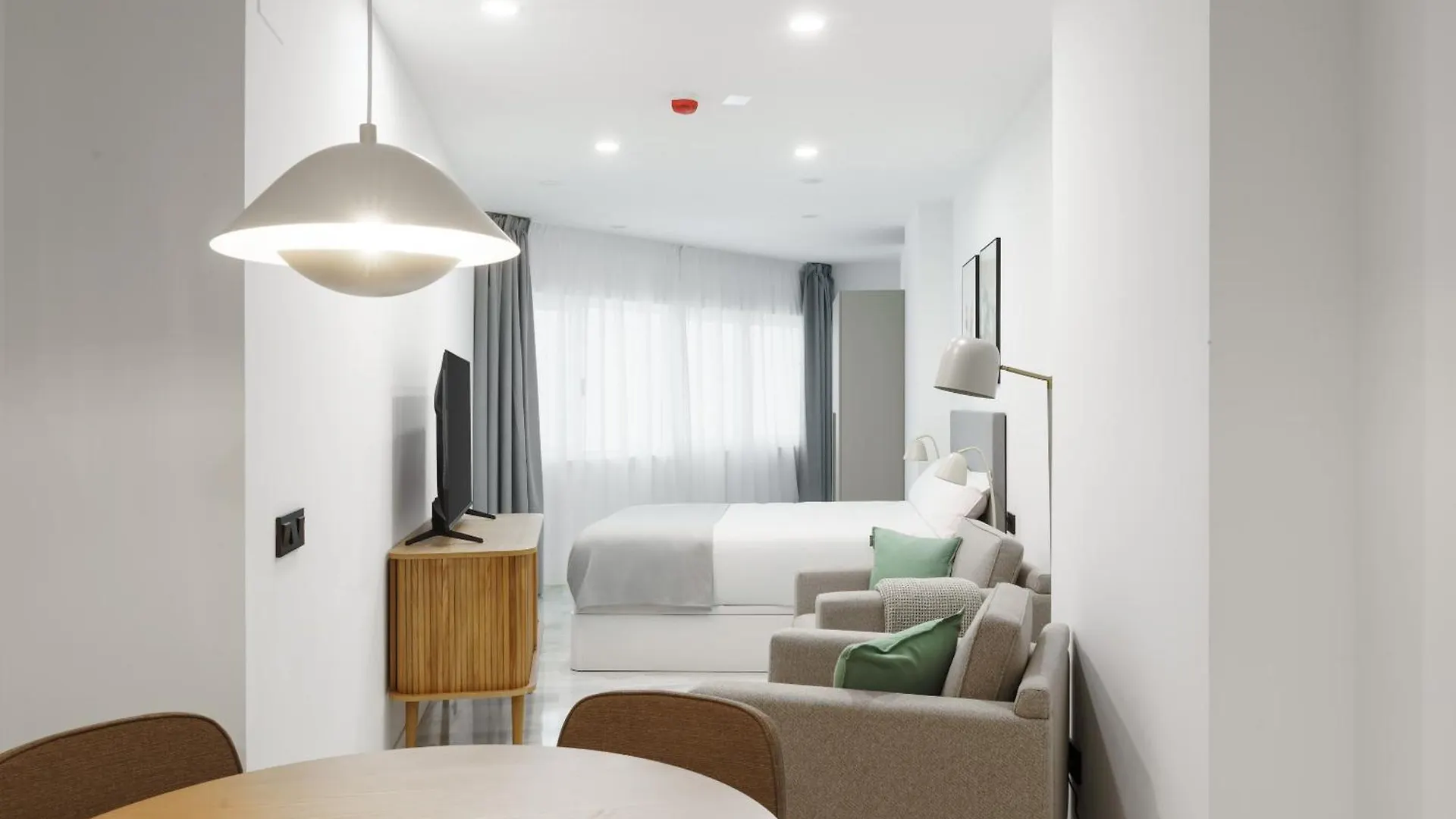 Apartment Limehome Jerez De La Frontera Marques De Casa-Domecq Spain