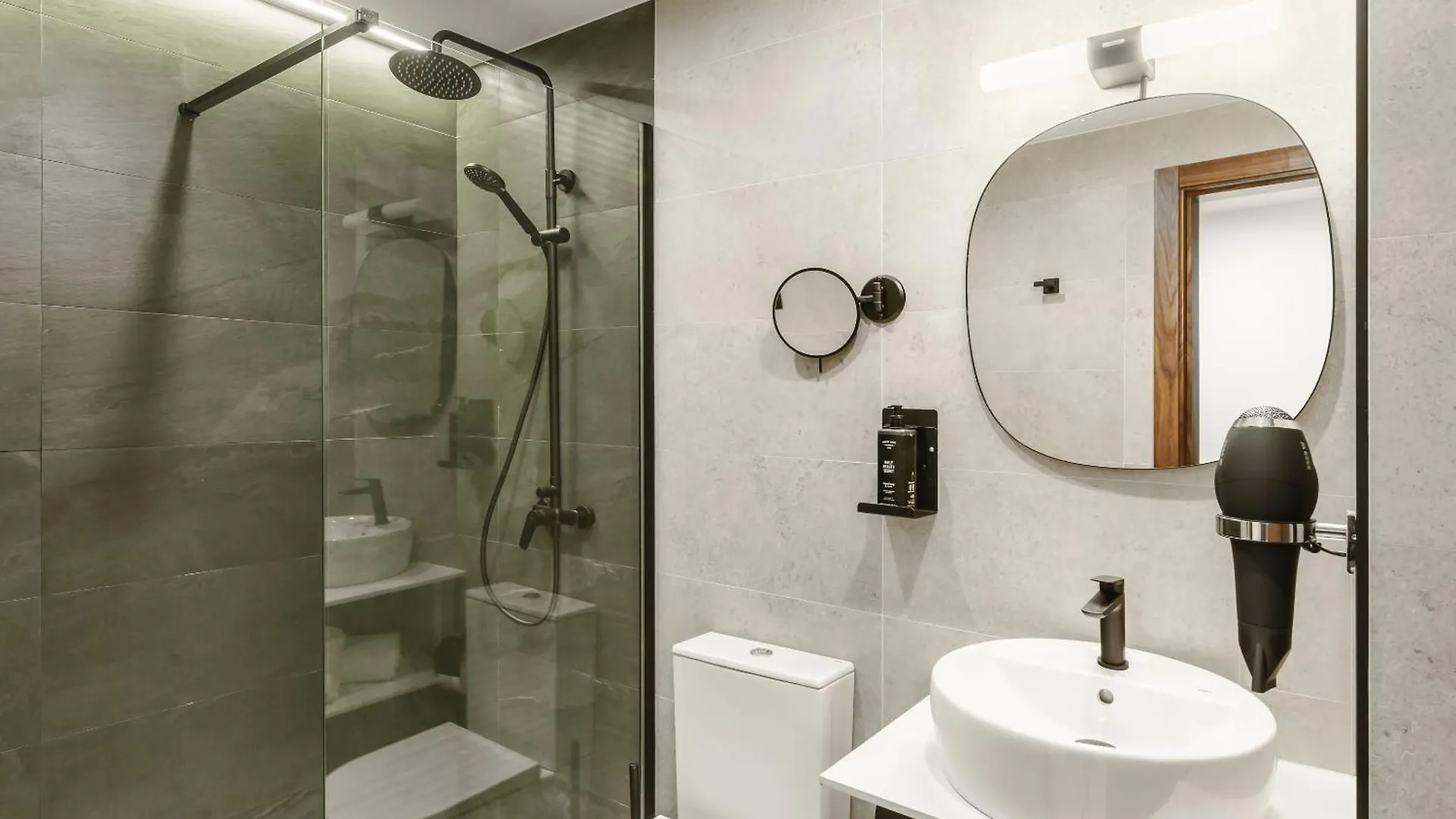 Limehome Jerez De La Frontera Marques De Casa-Domecq 0*,